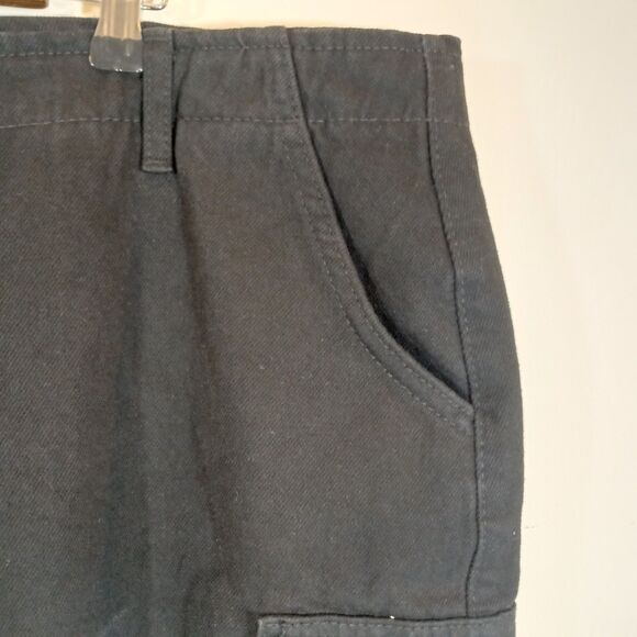 NWT Pretty Little Thing Plus USA Size 24 Black Cargo Frayed Denim Mini Skirt - Picture 4 of 12